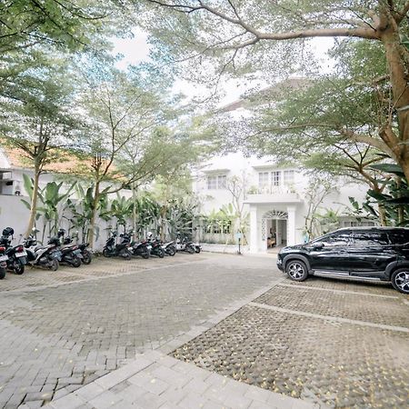Umalas Suites Seminyak  Exterior photo