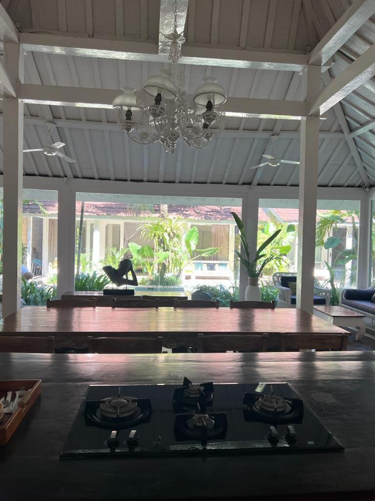 Umalas Suites Seminyak  Exterior photo