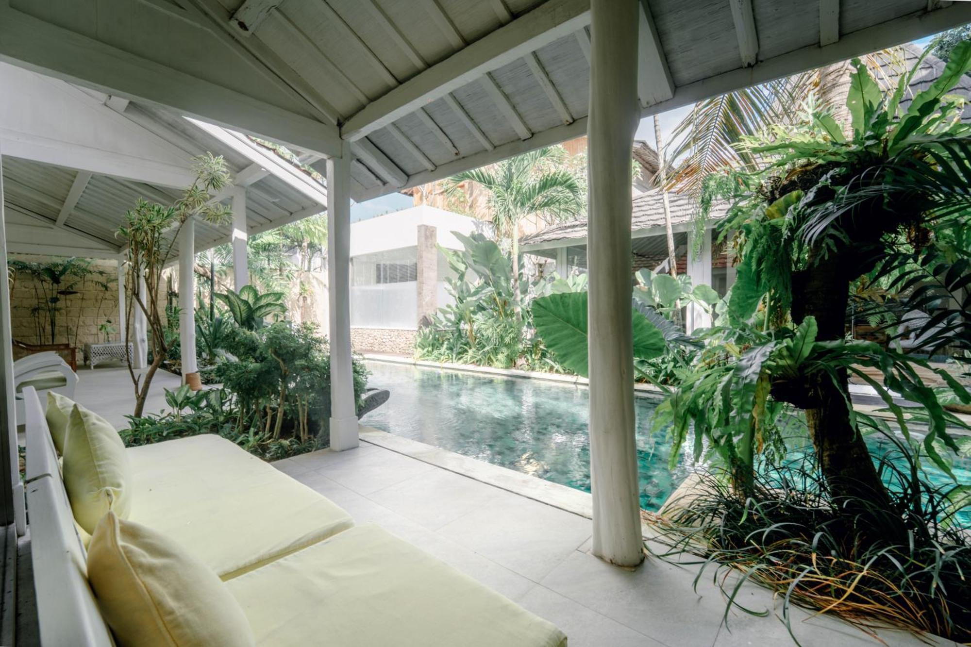 Umalas Suites Seminyak  Exterior photo