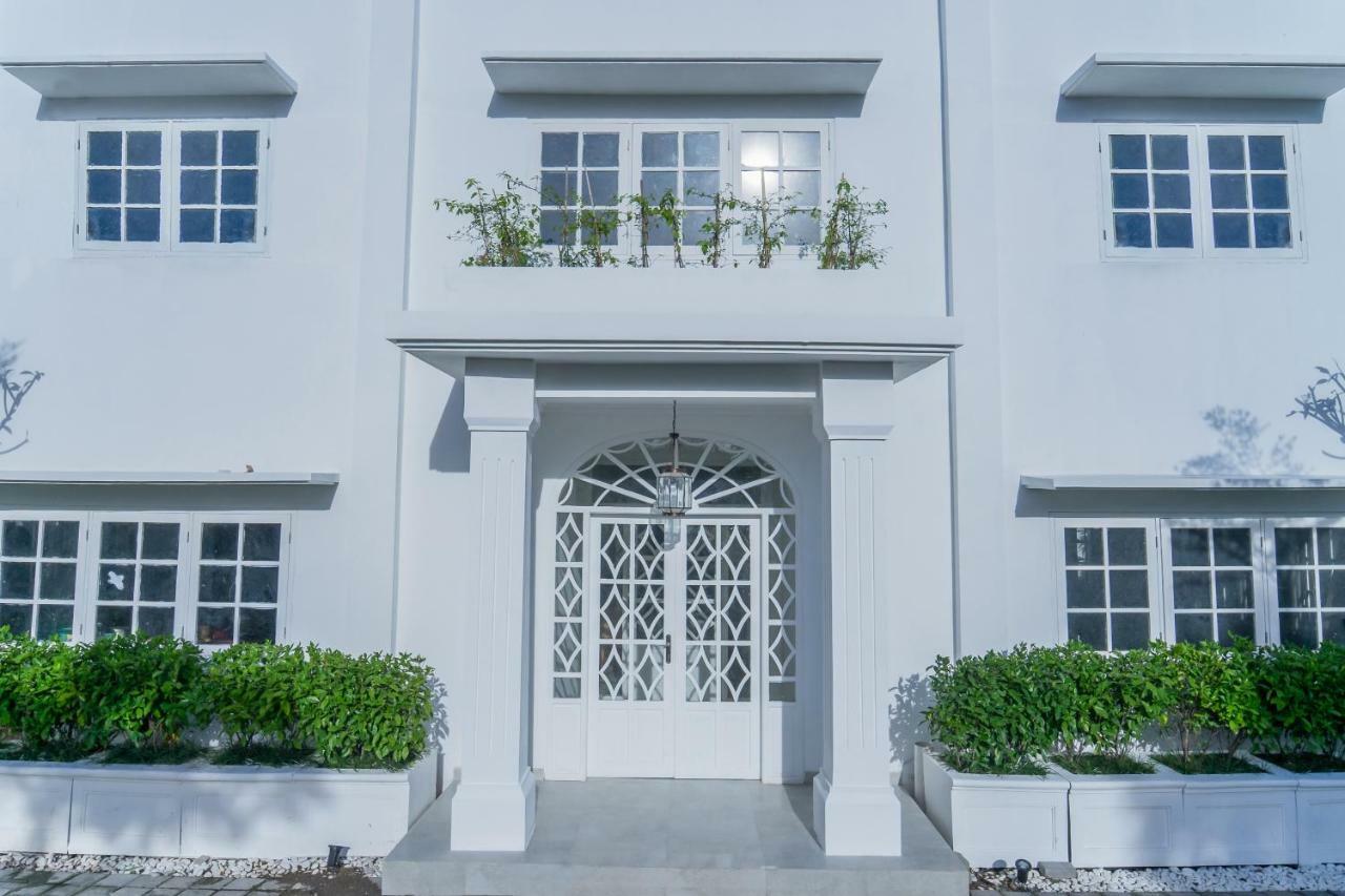 Umalas Suites Seminyak  Exterior photo